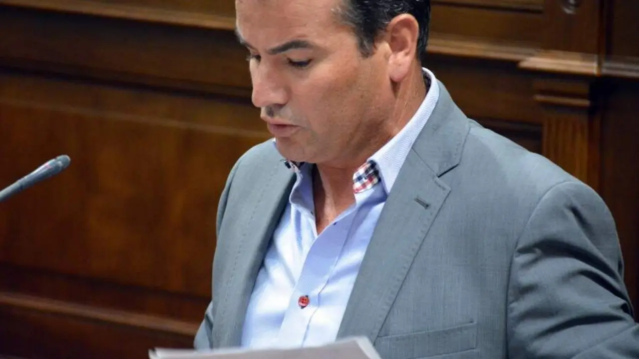 Marcos hernandez parlamento (1)