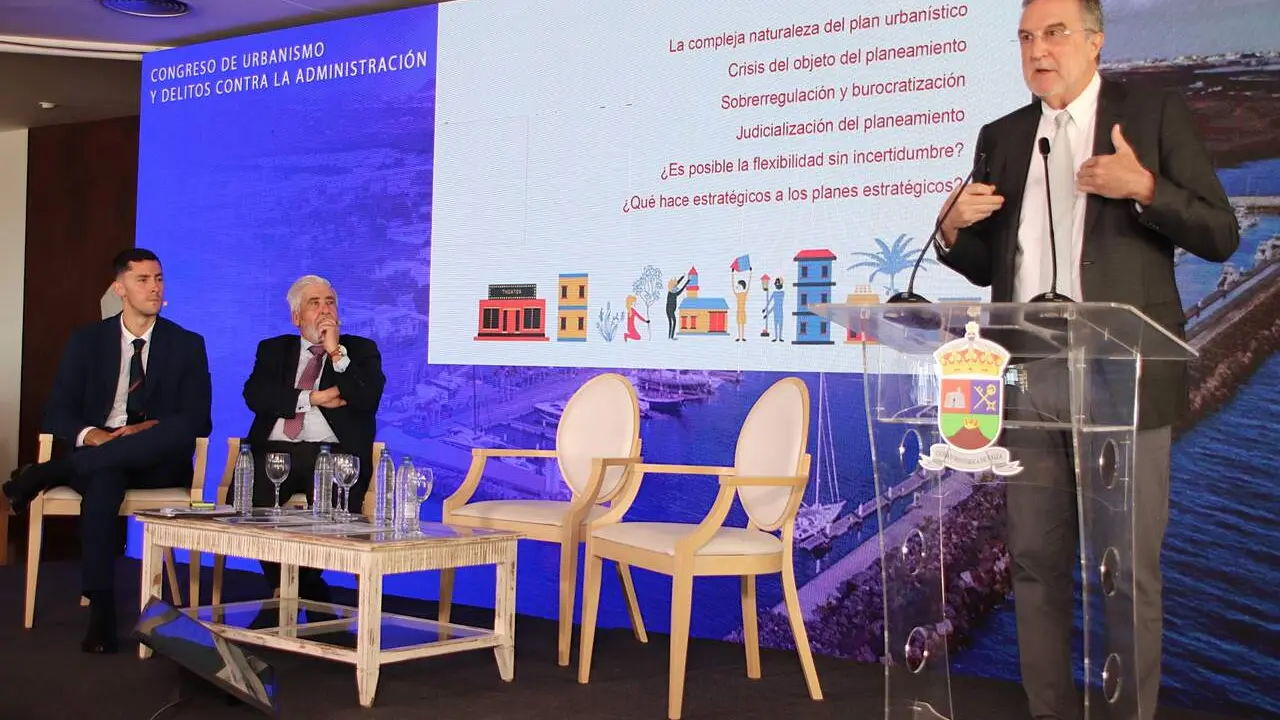 Jos&eacute; Mar&iacute;a Ezquiaga, arquitecto experto en urbanismo