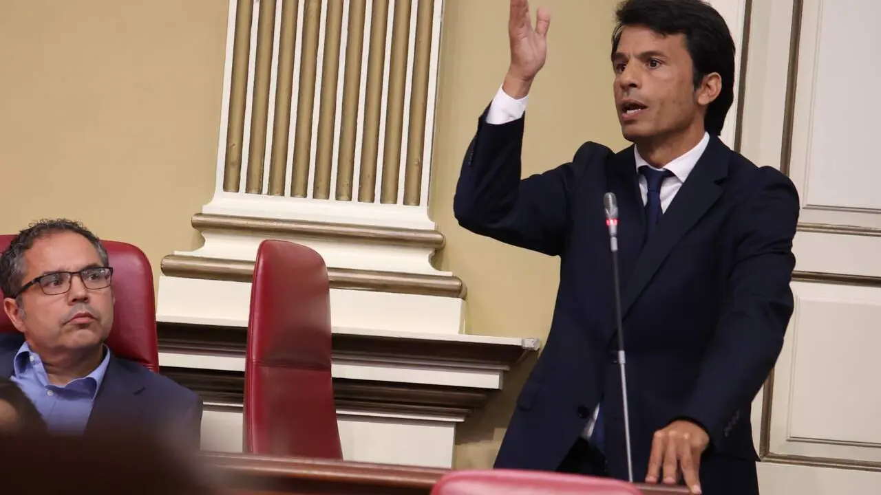 Marcos Bergaz (PSOE) hoy en pleno del parlamento canario