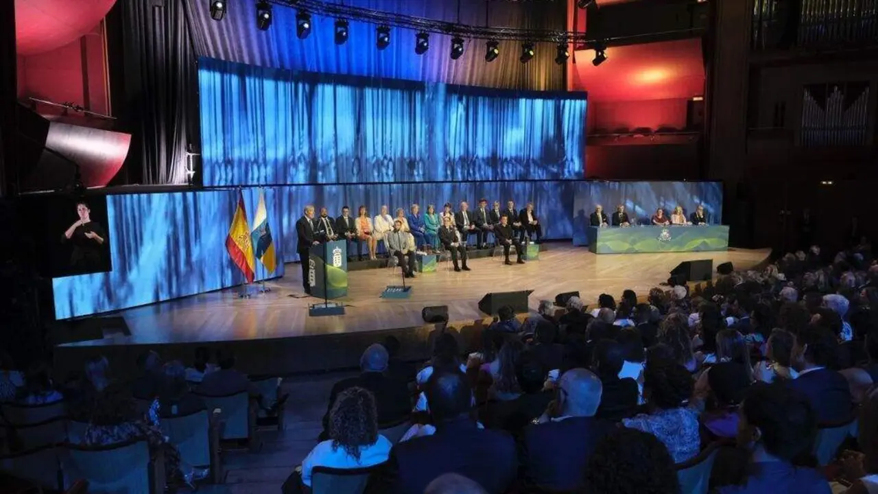 Celebraci&oacute;n institucional del D&iacute;a de Canarias
