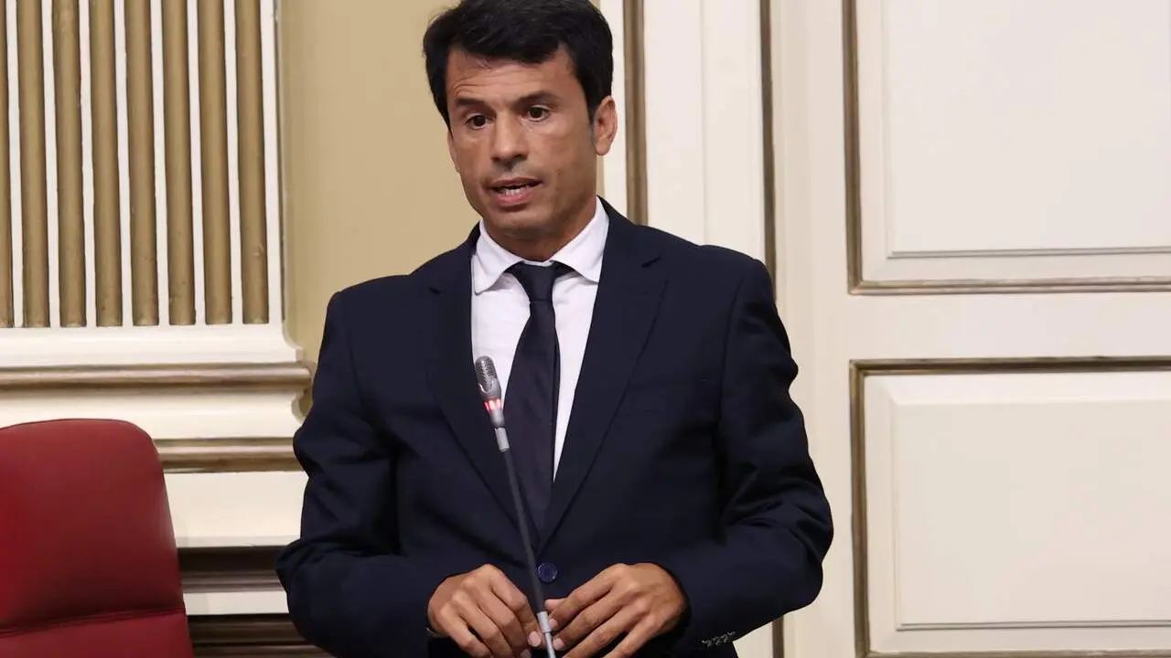 Marcos Bergaz (PSOE) en el Parlamento este martes 