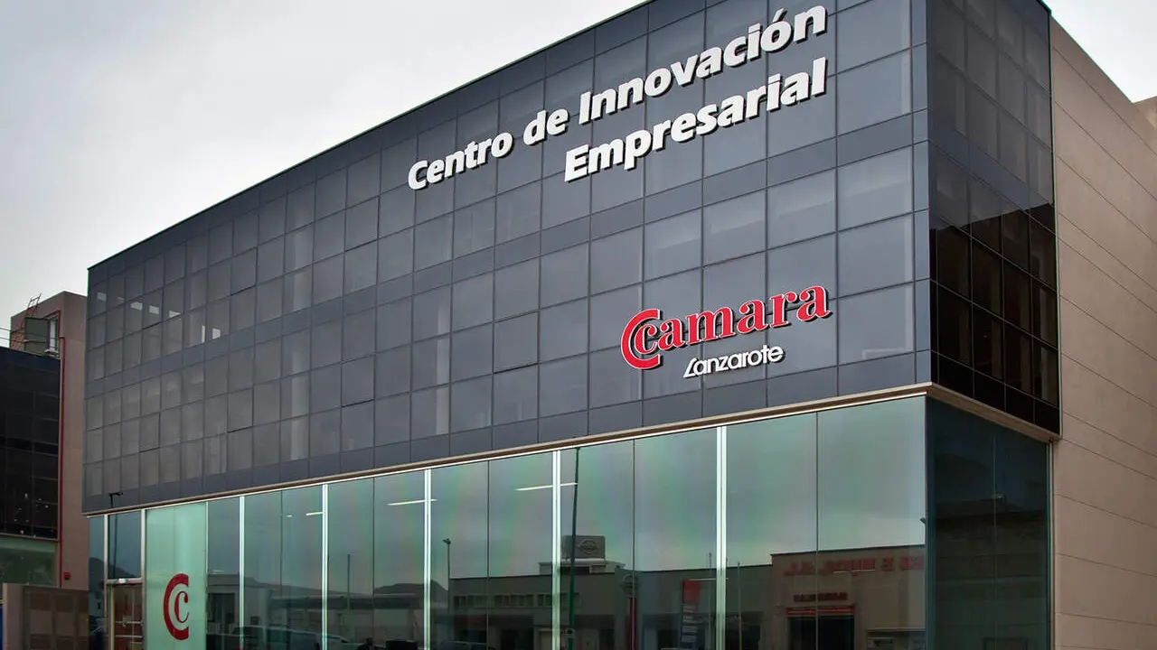 Fachada Cámara (1)
