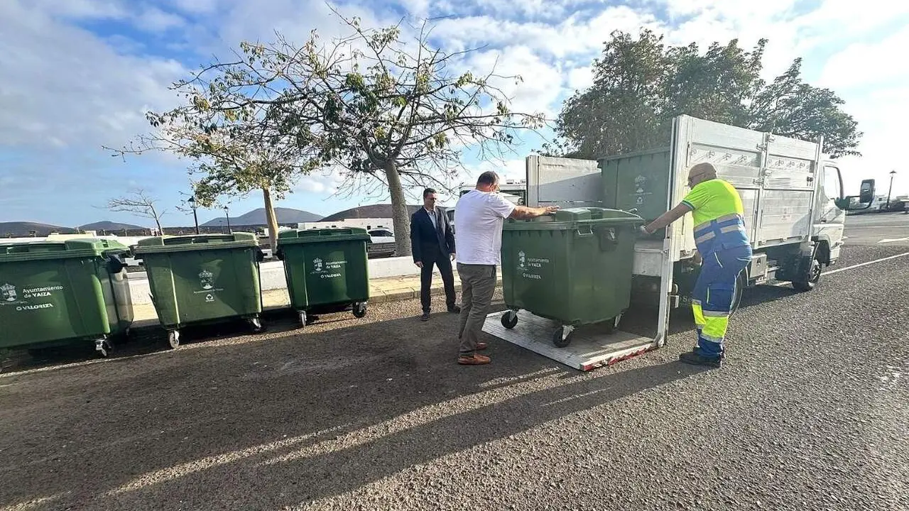 Reposici&oacute;n de contenedores en Yaiza