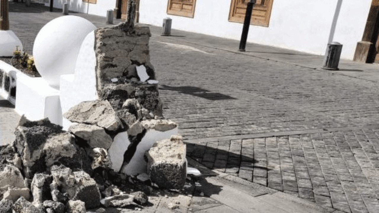 Estado en el que qued&oacute; el muro