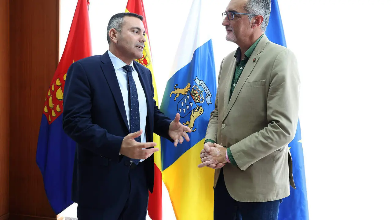 Oswaldo Betancort junto a Marci Acu&ntilde;a (1)
