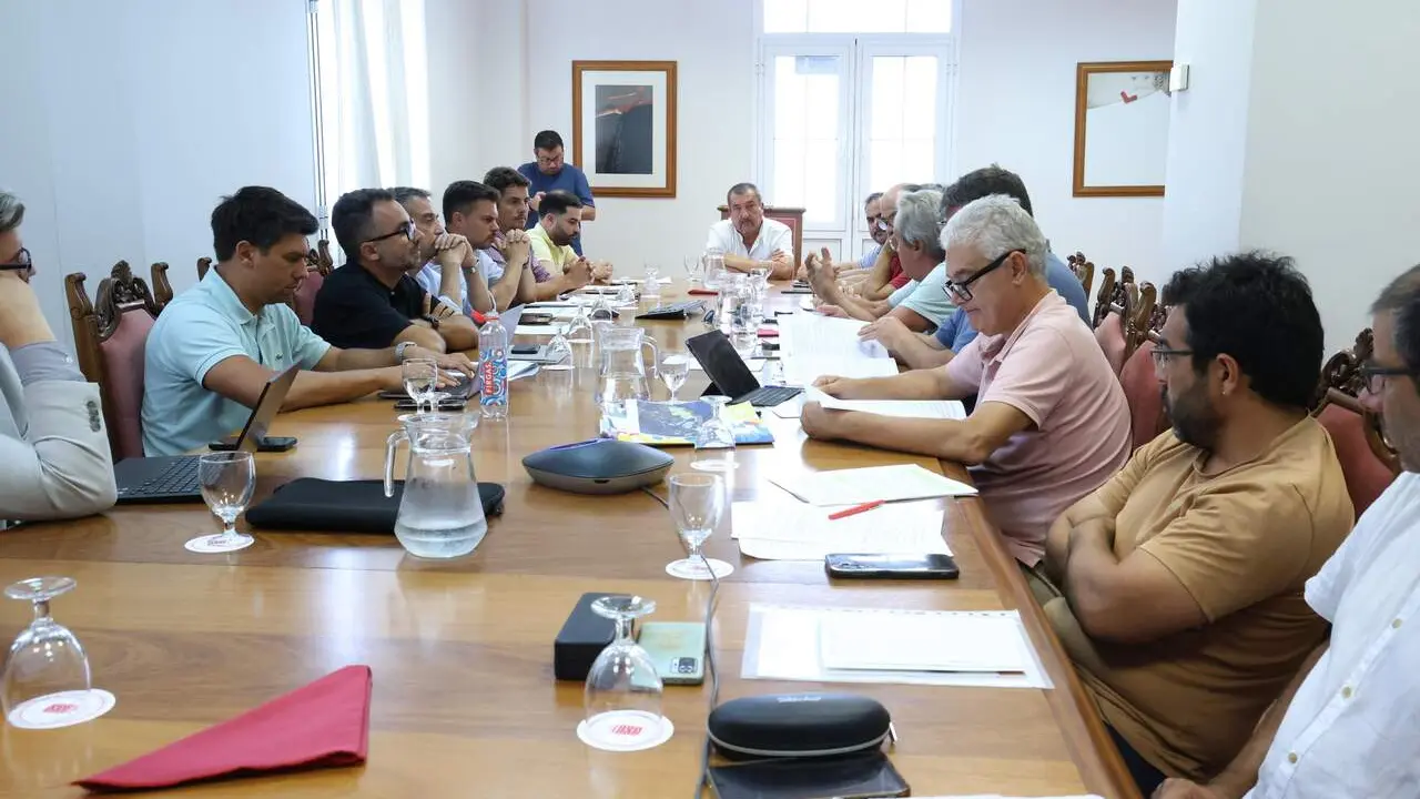 Reuni&oacute;n con Ayuntamientos Zonas ZAR  (1)