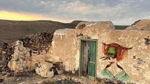 Dibujo de la artista en Los Valles.