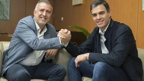 Ángel Víctor Torres y Pedro Sánchez