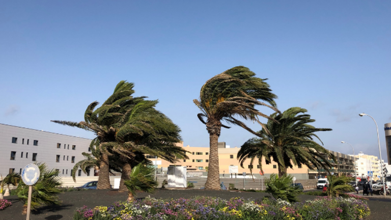 Fuerte racha de viento en Lanzarote.
