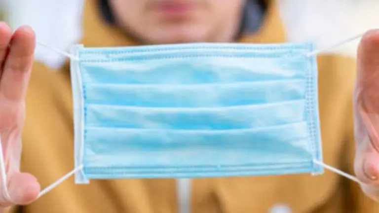 Con excepciones, desde este miércoles ya no hay que usar mascarilla en interiores.