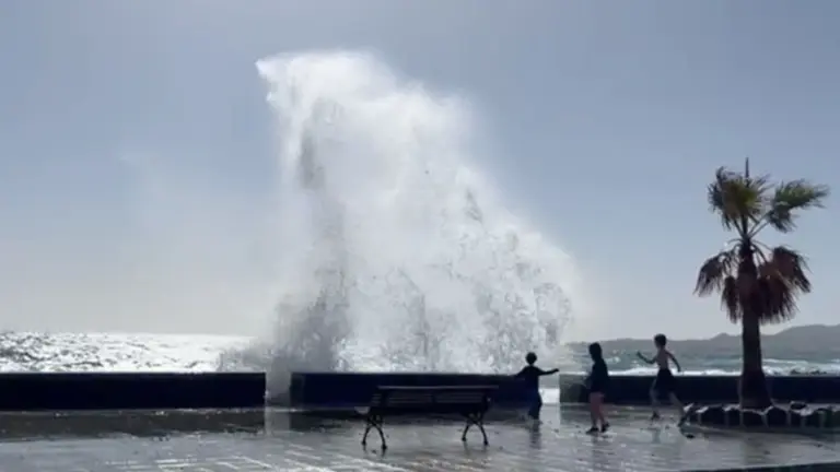 Olas. Imagen de archivo.