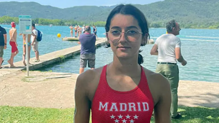 La nadadora del ESNA Claudia Pérez