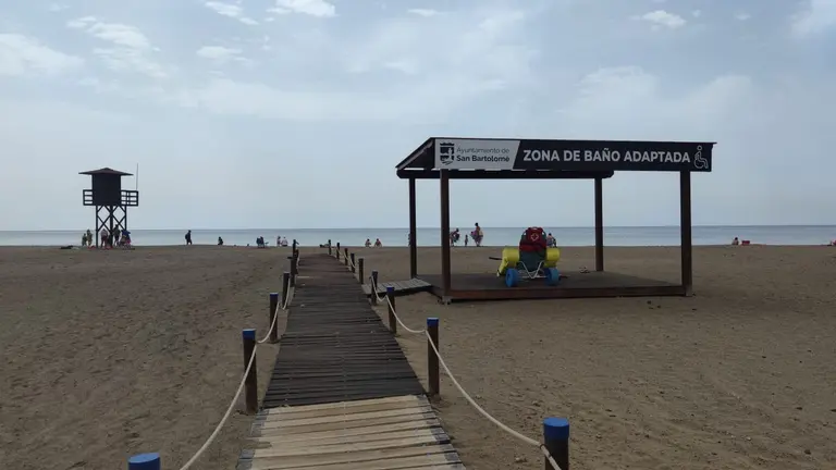 Pasarela de la playa.
