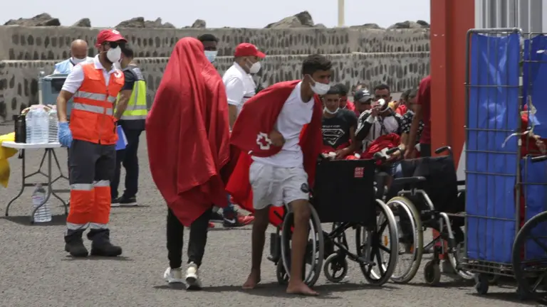 Llegada de la patera jueves 25 de julio a Arrecife
