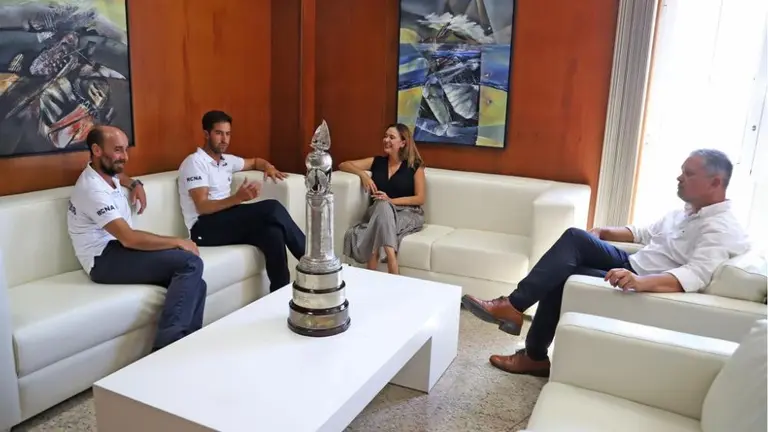 Los campeones del mundo de Snipe en el Cabildo de Lanzarote