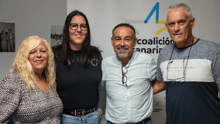 Víctor Robayna, segundo por la derecha, candidato de CC al ayuntamiento de Haría