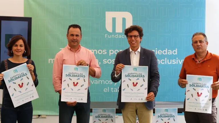 Presentación de la campaña 'Zapatillas solidarias'