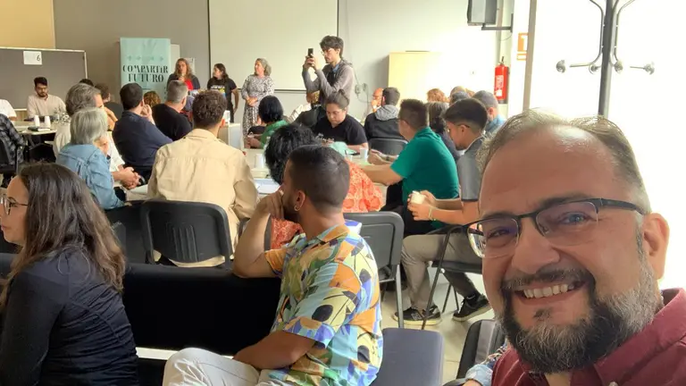 Jorge Peñas en una foto de sus redes sociales publicitando el Encuentro al que asistió