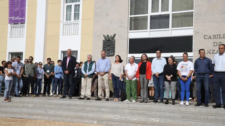 Minuto de silencio en recuerdo de las víctimas de violencia machista