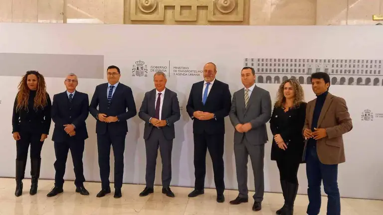 Encuentro Canarias-Estado para ayudas al transporte