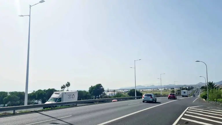 Alumbrado de la autovía LZ-2