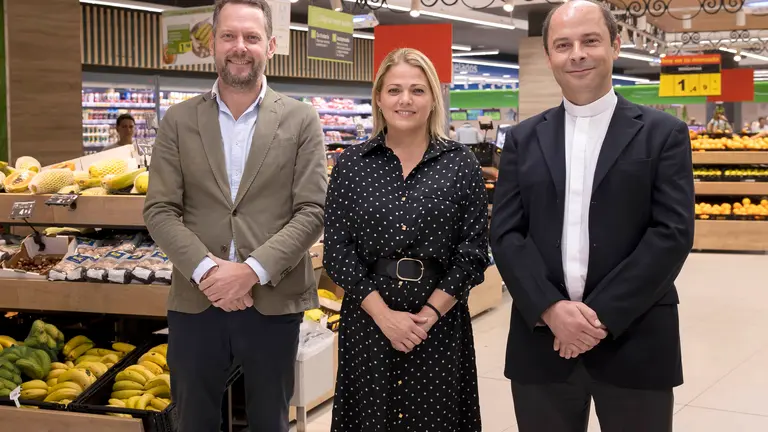 Hiperdino, representante Fundación Satocán y delegado episcopal de Relaciones Institucionales