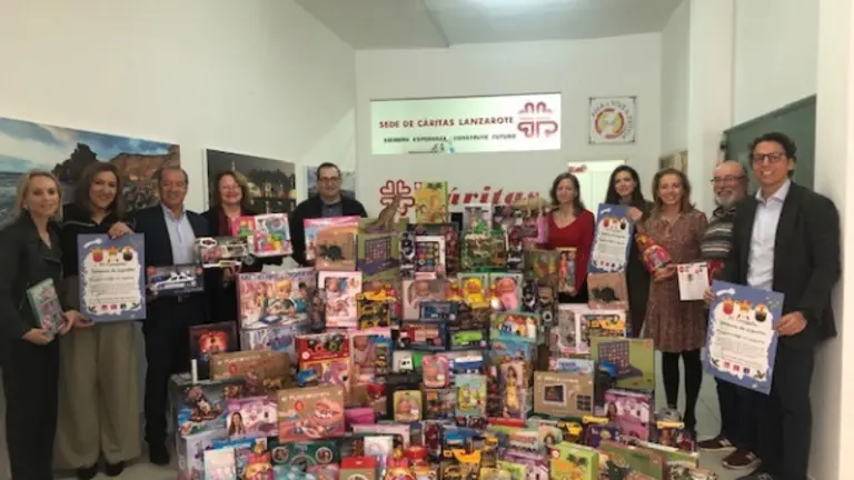 Campaña de juguetes de Asolan