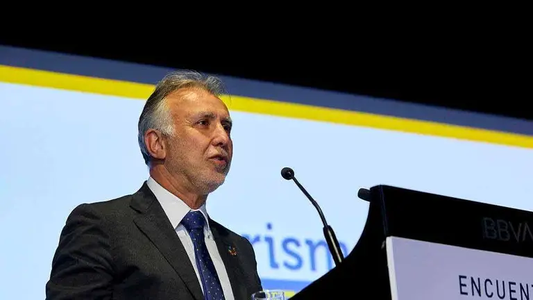 Ángel Víctor Torres