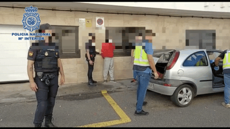 Momento de la operación policial