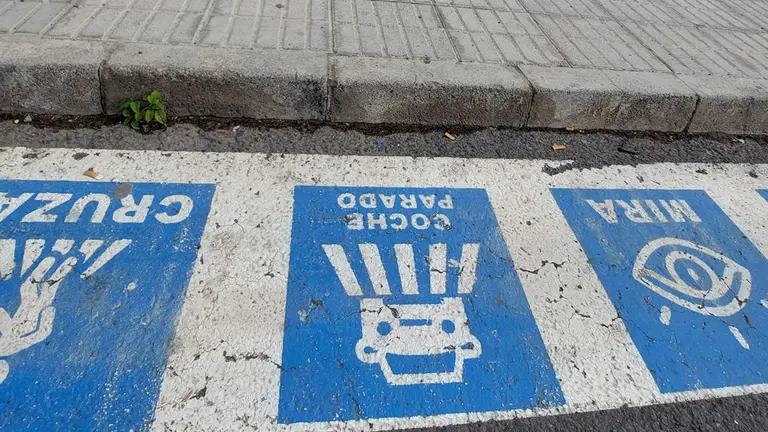 Paso de peatones no accesible