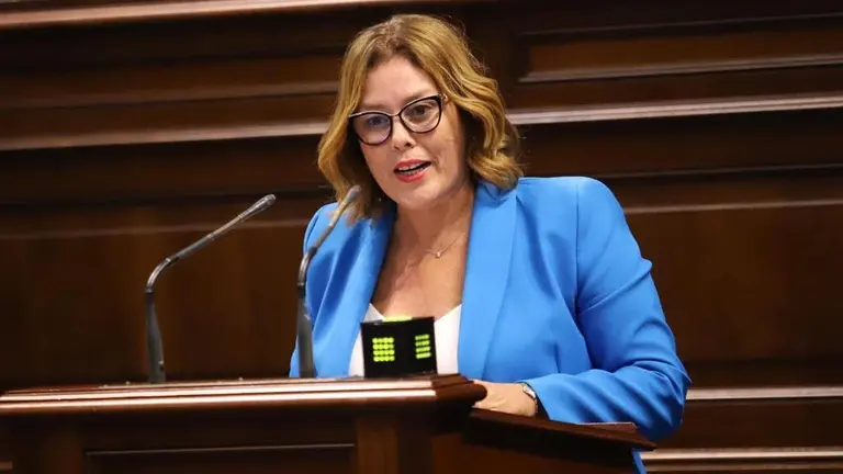Astrid Pérez en el Parlamento