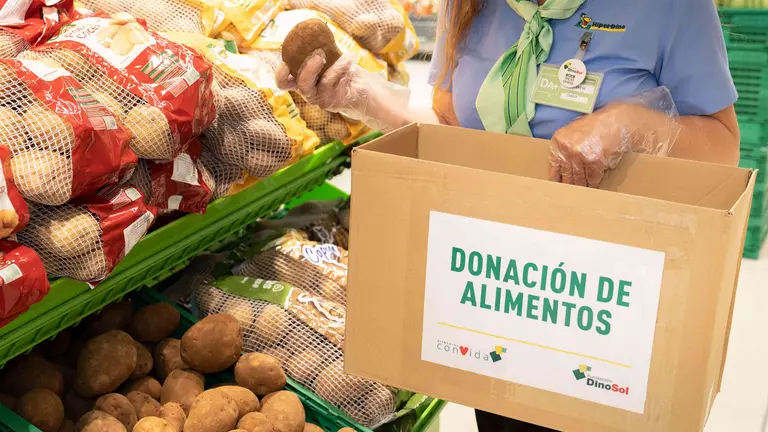 Alimentos conVida, un programa pionero a nivel nacional para luchar contra el desperdicio alimentario en los establecimientos HiperDino