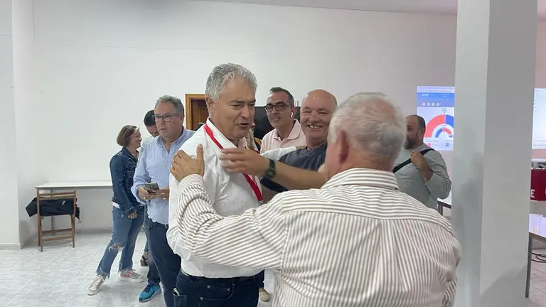 21127db8-5bfd-4831-a76e-8272503761c8