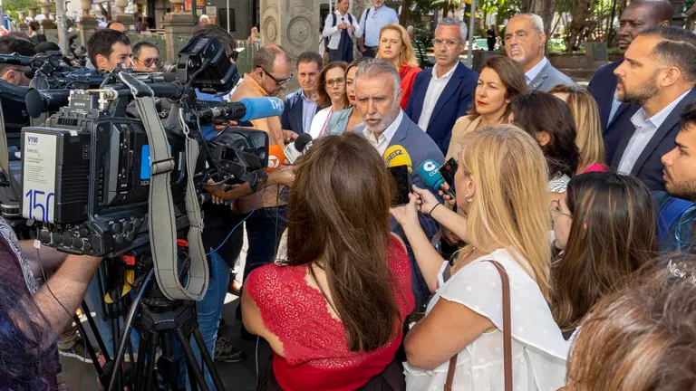 Ángel Víctor Torres