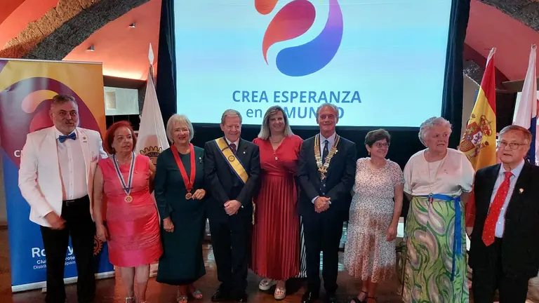 La nueva junta directiva de Rotary Club Lanzarote 2023 2024