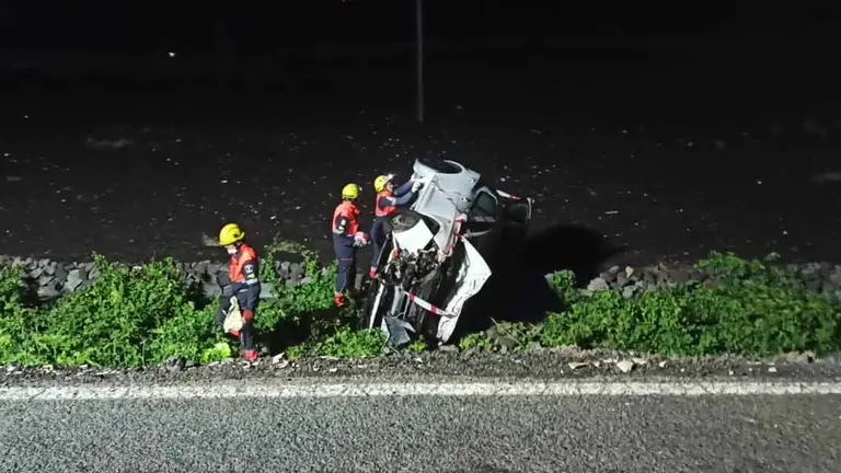 Vuelco carretera Tinguatón