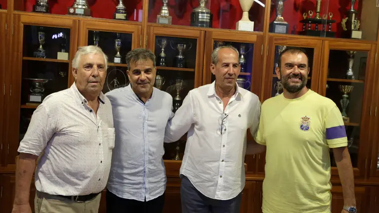 De izquierda a derecha: Toñín Ramos, Ambros Martín, Juan A. Machín y José R. Sánchez