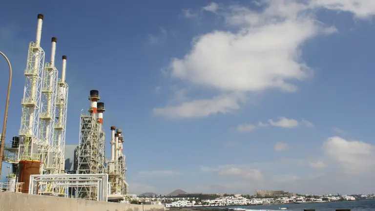 Central eléctrica de Endesa en Arrecife.