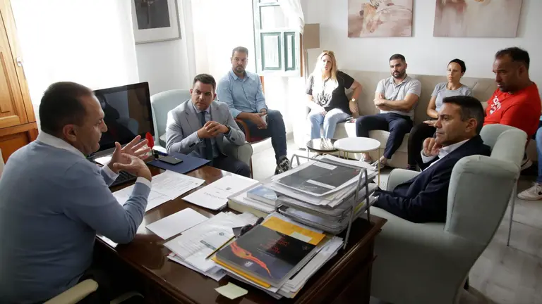 Visita del Cabildo a Tinajo.