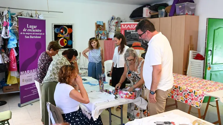 Mujer, San Bartolomé.