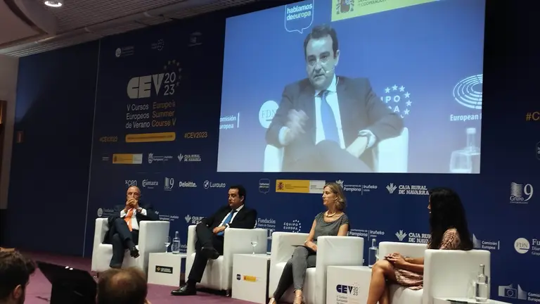 Intervencion de José Valle.