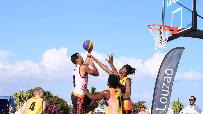 3x3 Under the Rim Lanzarote.