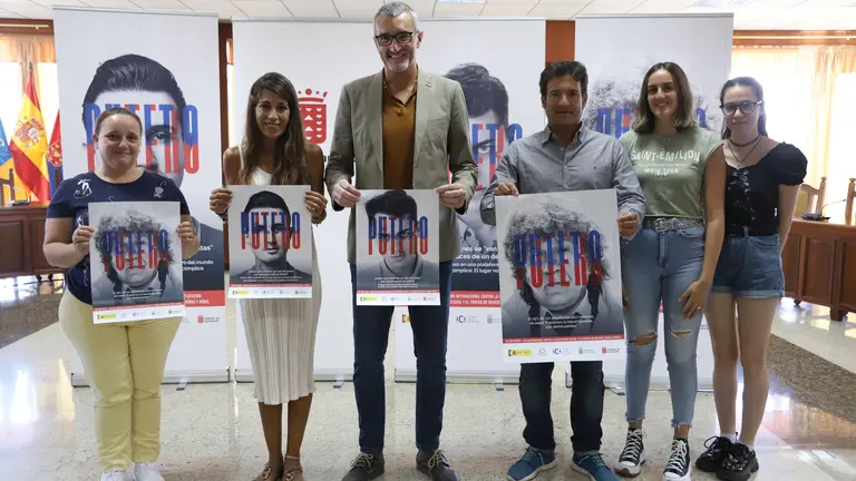 Presentación de la campaña contra la explotación sexual.