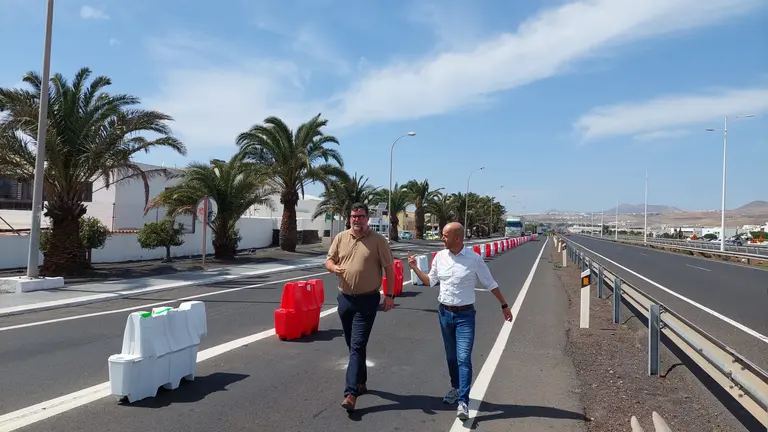 El alcalde y el concejal de Servicios Públicos de San Bartolomé.