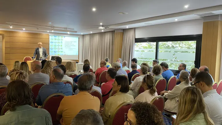 Asistentes a la reunión.