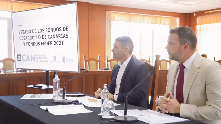 Oswaldo Betancort y Jacobo Medina.