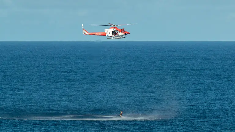 Helicóptero del GES. EFE, Adriel Perdomo.