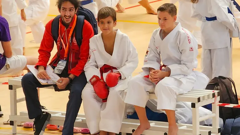 Club Karate Poliarrecife.