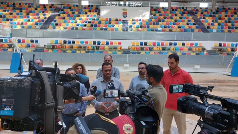 Convocatoria de medios para la reapertura del Pabellón.