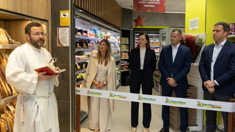 Inauguración HiperDino de Las Galletas.